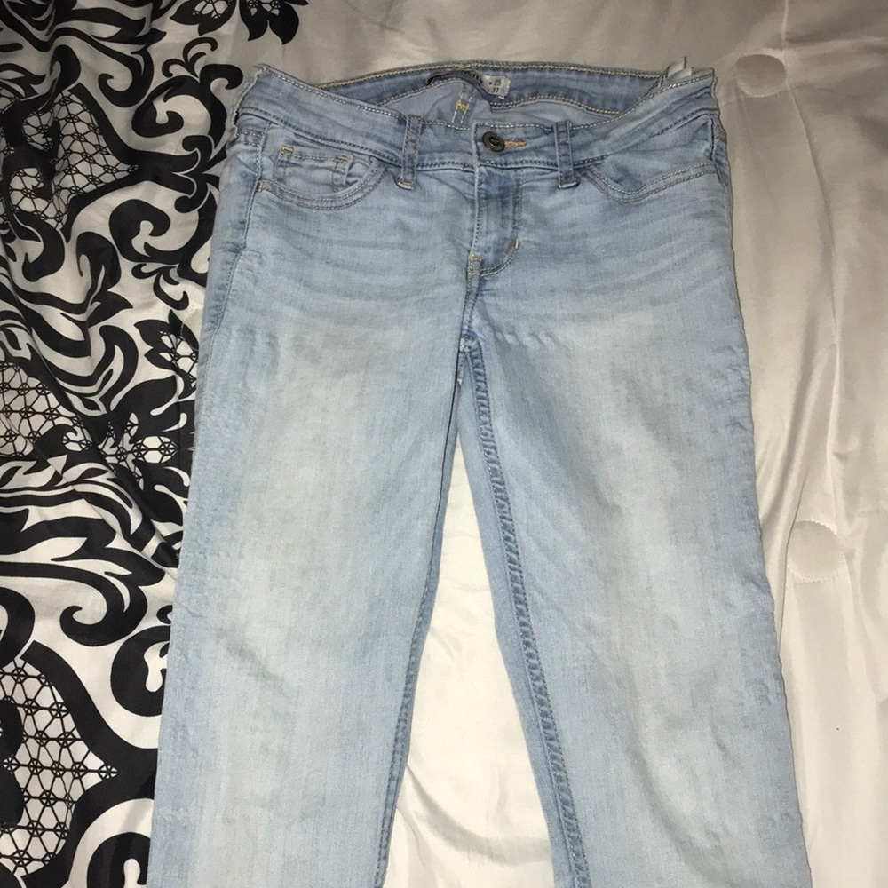 Hollister jeans